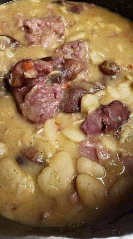WHITE BEAN AND HAM HOCK SOUP! …. EAT OR PASS?